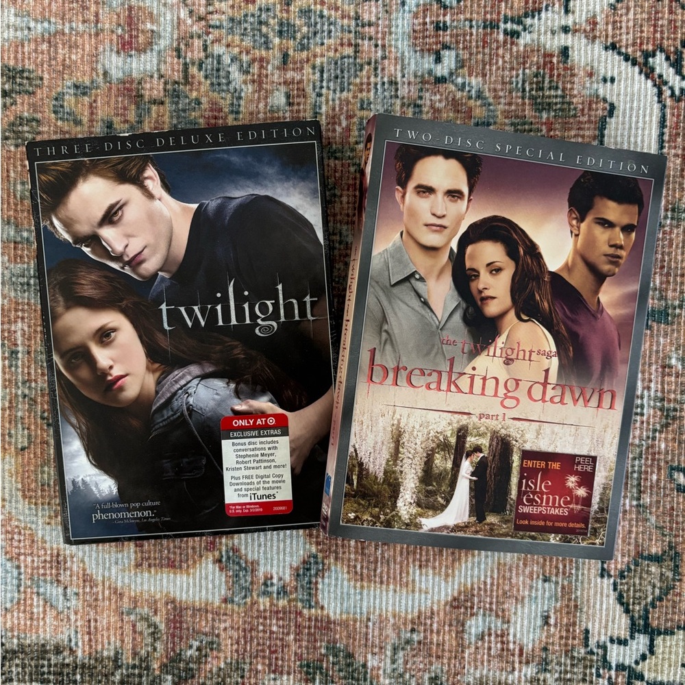 🎬 🦋 Twilight and Breaking Dawn DVD Set